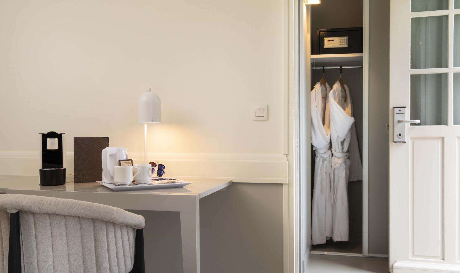 Country Club Hotel Yvre-l'Eveque ห้อง รูปภาพ
